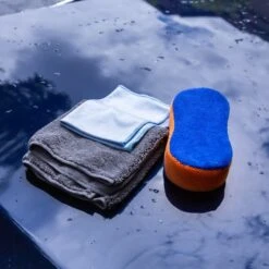 Non-Scratch 3pc Car Cleaning Set - Wash, Dry & Polish Your Cars Interior & Exterior - Kleva Range 18 Non-Scratch 3pc Car Cleaning Set - Wash, Dry & Polish Your Cars Interior & Exterior - Kleva Range -Home Living Store CarCleaningKitSmallLifestyle 2