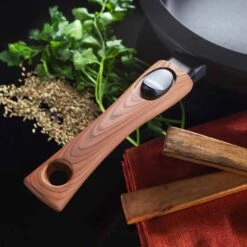 Diamond Earth® 28cm Deep Pan With Detachable Handle - Kleva Range -Home Living Store DeepPanwithDetachableHandleLifestyle 8