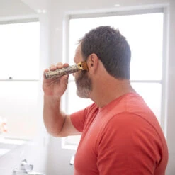 Golden Hair Trimmer - Transform Your Look With A Golden Touch - Kleva Range -Home Living Store HairTrimmer 02