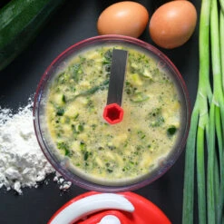 Rapid Chop PRO - Dual Speed, Food Chopper & Dicer With Large Family Capacity - Kleva Range -Home Living Store RapidChopProLifestyle12